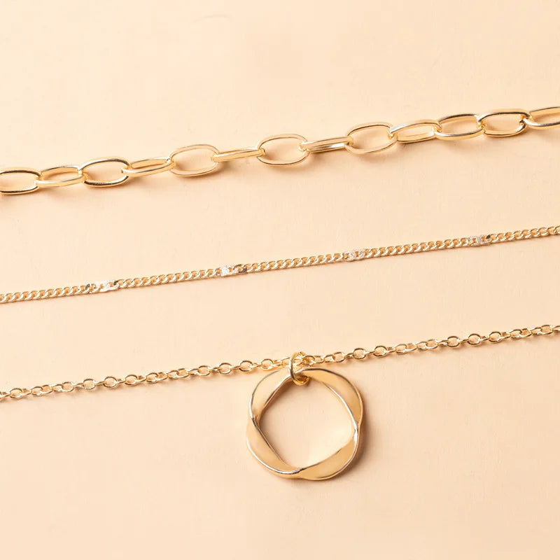 2025 New Necklace  European And American Thick Chain Exaggerated Neck Chain Circle Pendant Fashion